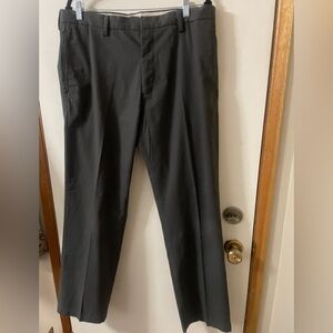 Banana Republic Men’s (36x32) Business Casual Charcoal Chino Pants